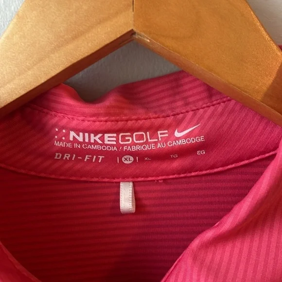 Nike Golf Pink Polo‎ - Picture 5 of 6